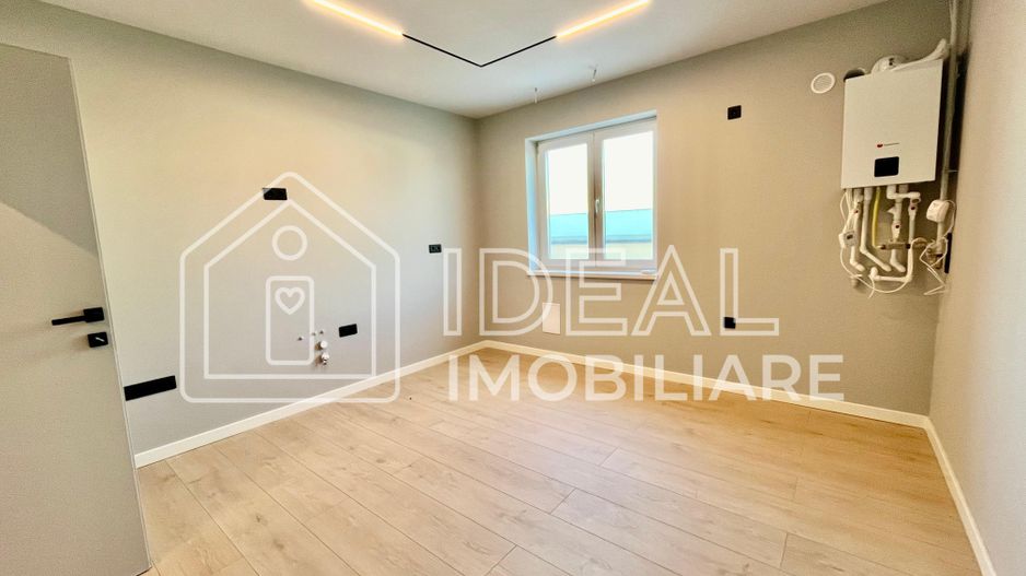 Penthouse cu 3 camere LA CHEIE, cu terase de 200mpu, zona Calea Surii Mici - Poză 10