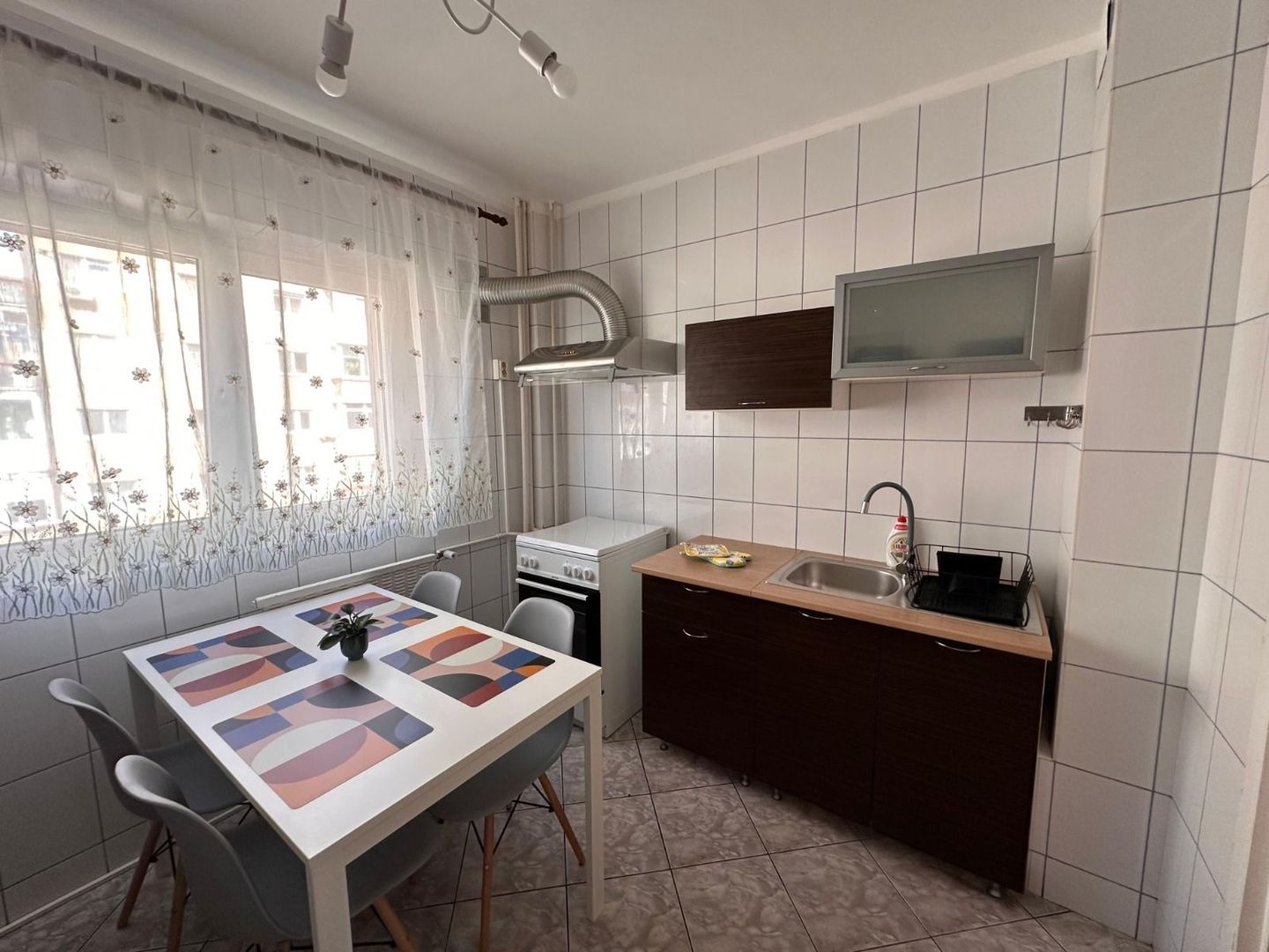 De închiriat: apartament 3 camere + parcare - Lujerului - metrou - Poză 10