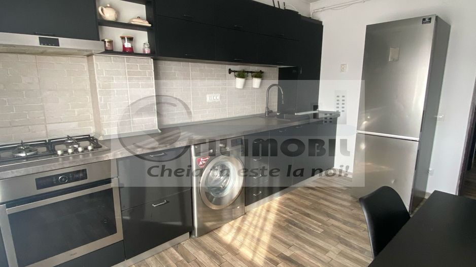 Apartament 2 camere decomandat mobilat Podul de Piatra 159000 euro - Poză 11