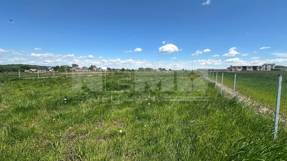 Teren intravilan 26 ari | Horodnic de Sus | Front stradal 23.32 m - Poză 9