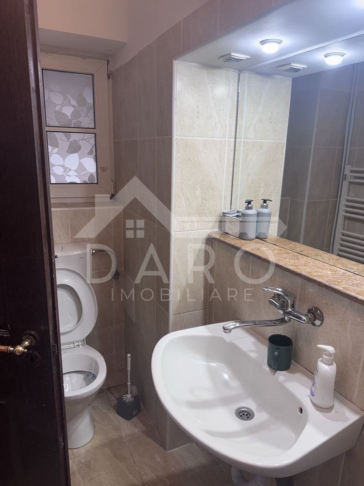 Apartament cu 3 camere de vanzare, ULTRACENTRAL - Poză 6