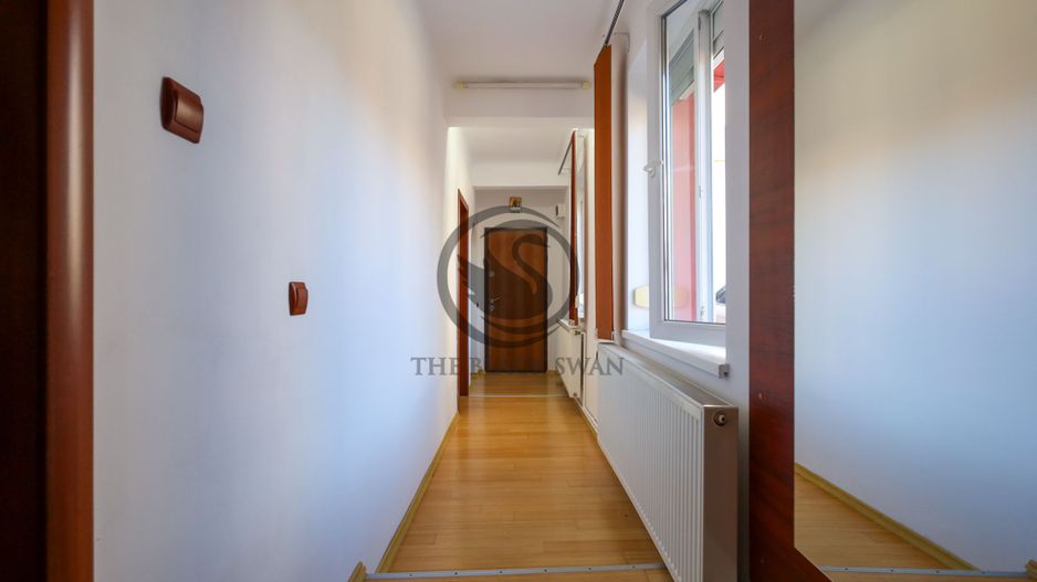 Apartament 2 Camere | Zona Centrală | Acces Privat și Parcare - Poză 6