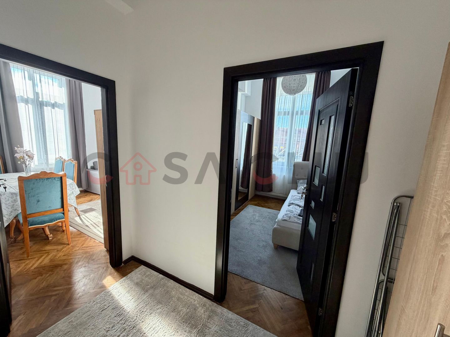 Apartament ultracentral cu 3 camere decomandat, Piața Unirii ! - Poză 12