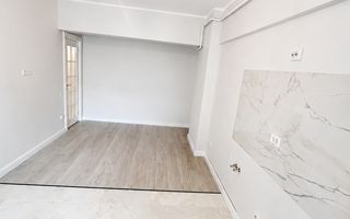 Apartament finalizat 2 camere, 43 mp, Copou Royal Town 116900 euro - Poză 2