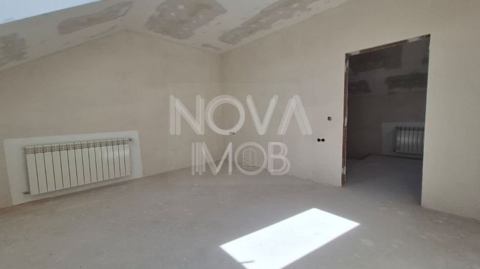 Casa generoasa cu 5 camere, 2 bai, dressing si parcare – Sura Mica - Poză 10