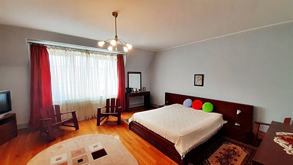 Vanzare casa saseasca renovata total, la 7 Km de Brasov - Poză 3