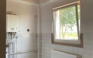 Casa individuala  *  14 camere *  1550 mp teren  * - Poză 7