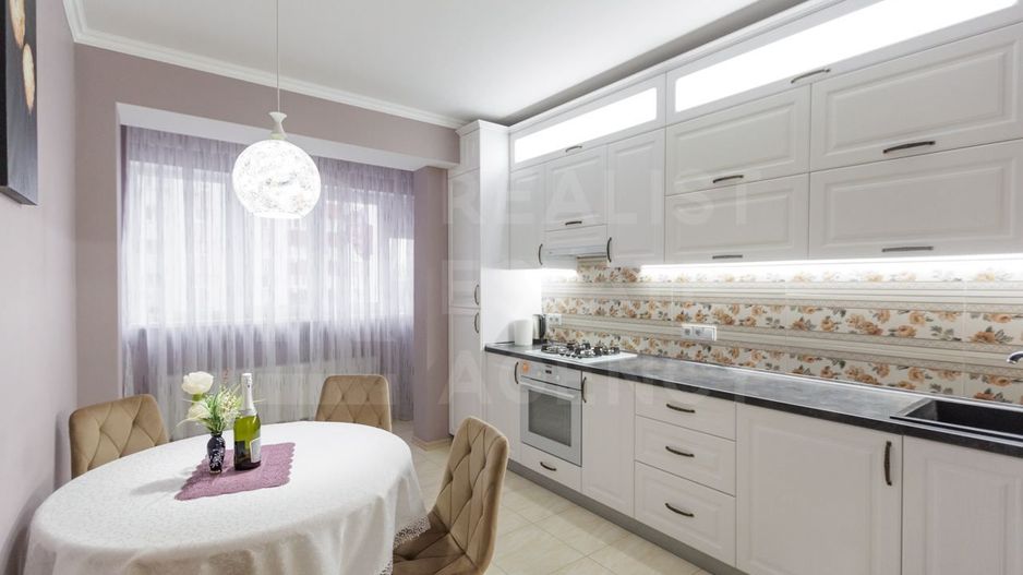 Chirie, apartament, 2 camere, strada  Vîrnav Constantin, Centru - Poză 1