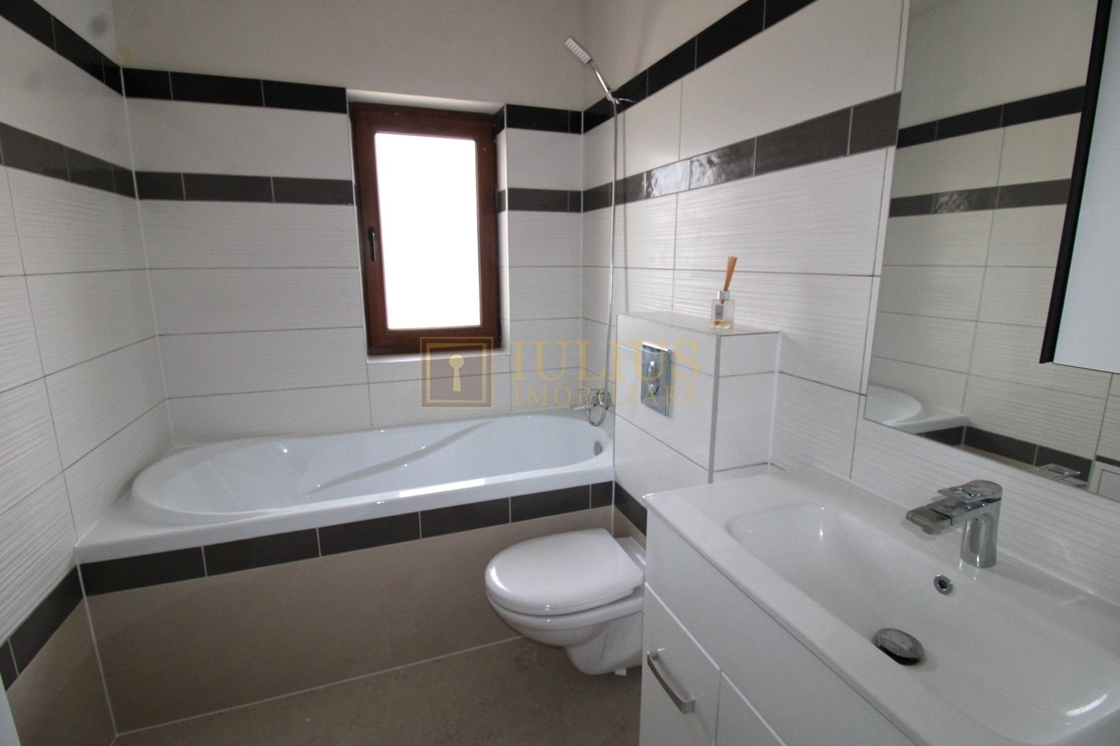 Casă modernă – prima închiriere | Dumbrăvița, zona Cora - Poză 22