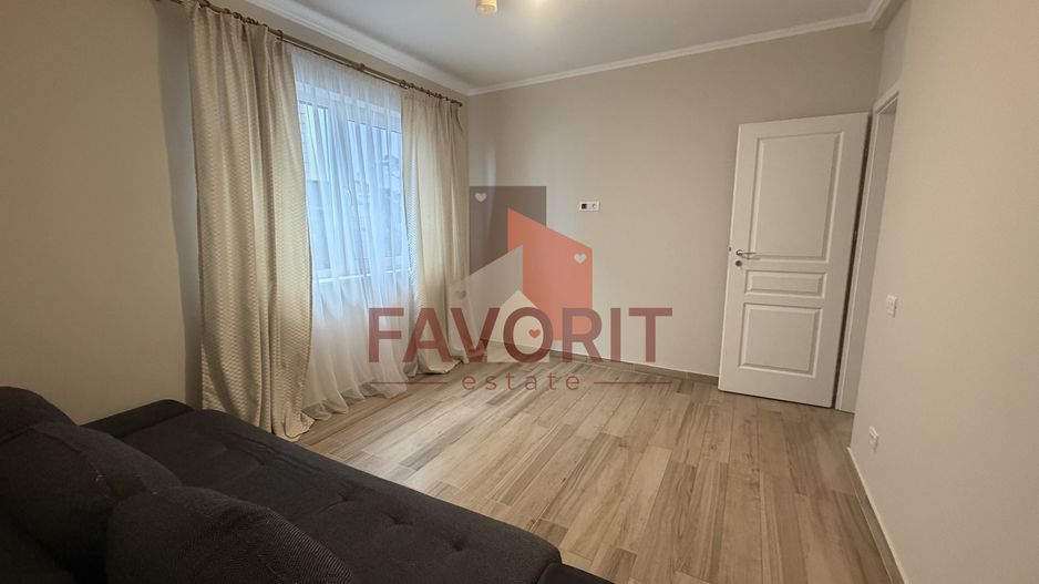 Bucatarie inchisa. Curte proprie. Cu 2 bai - Poză 8