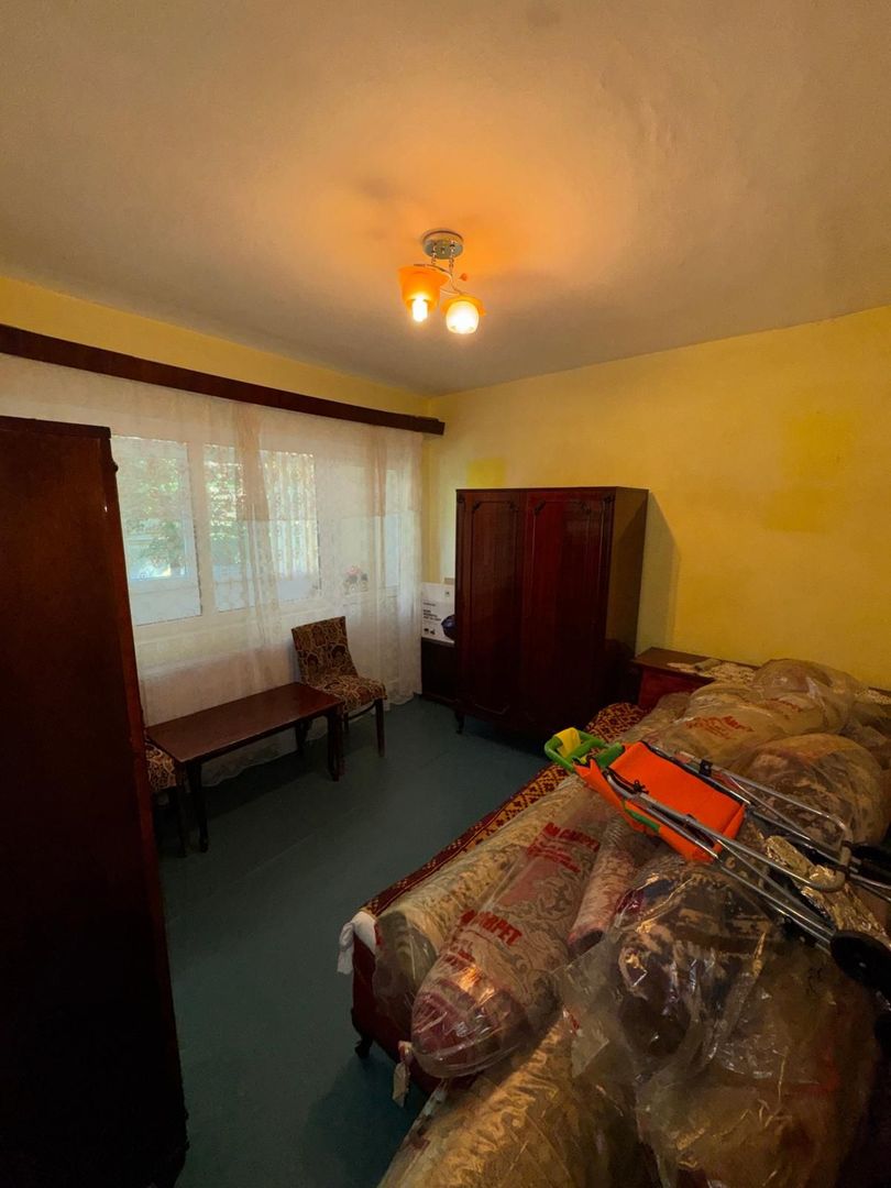 vand apartament 3 camere , zona Splai Mihai Viteazul ,et 1, incalzire - Poză 10