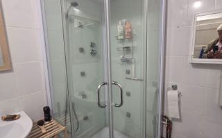 Apartament la casa 72 mp utili pet friendly si curte in zona Lazaret - Poză 12