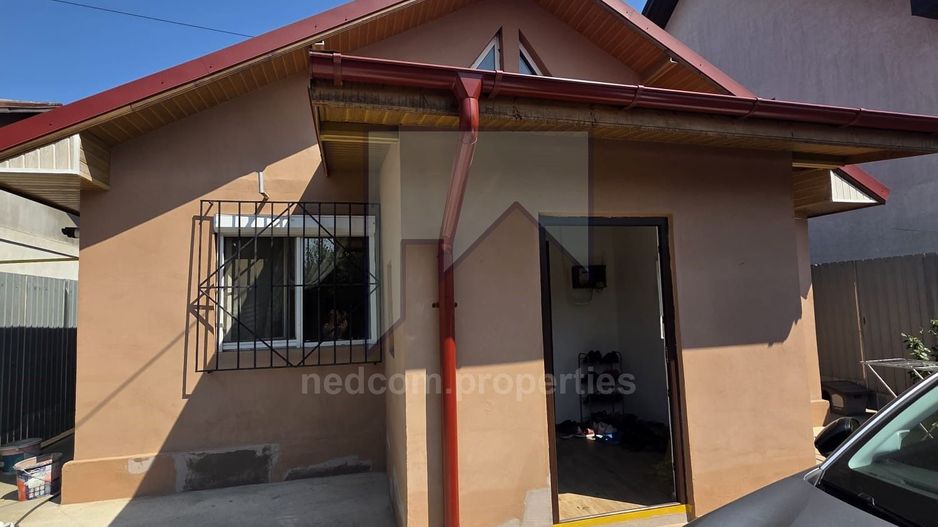 Casă de vânzare - Oraș Pantelimon - 2 camere - curte proprie - Poză 1
