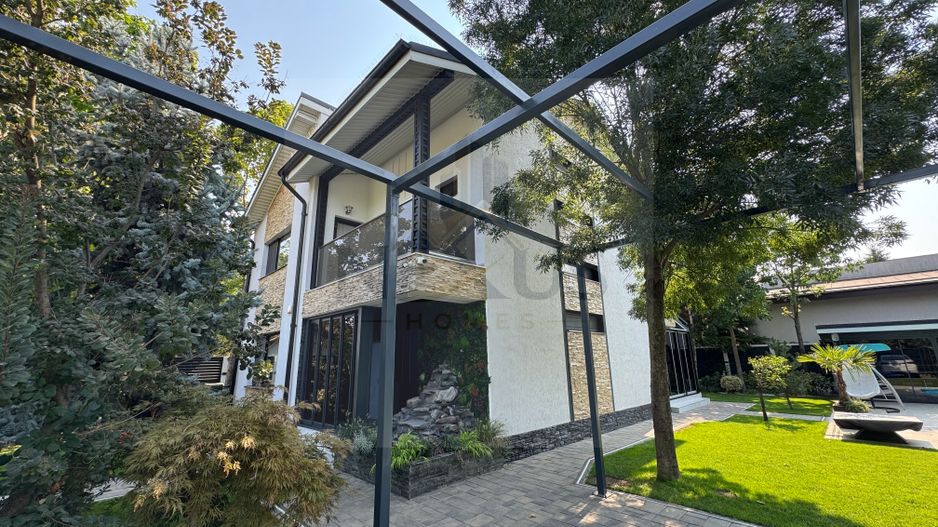 Casa Visurilor Tale în Comuna Berceni | 6 Camere | Finisaje Premium - Poză 42
