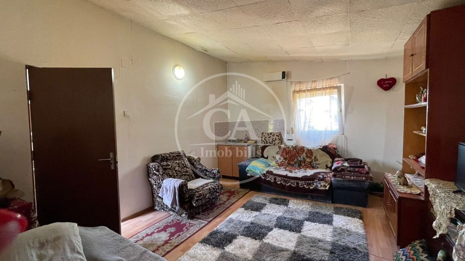 Casa de vanzare cu 2 camere in zona Sintelec, Bihor. - Poză 2