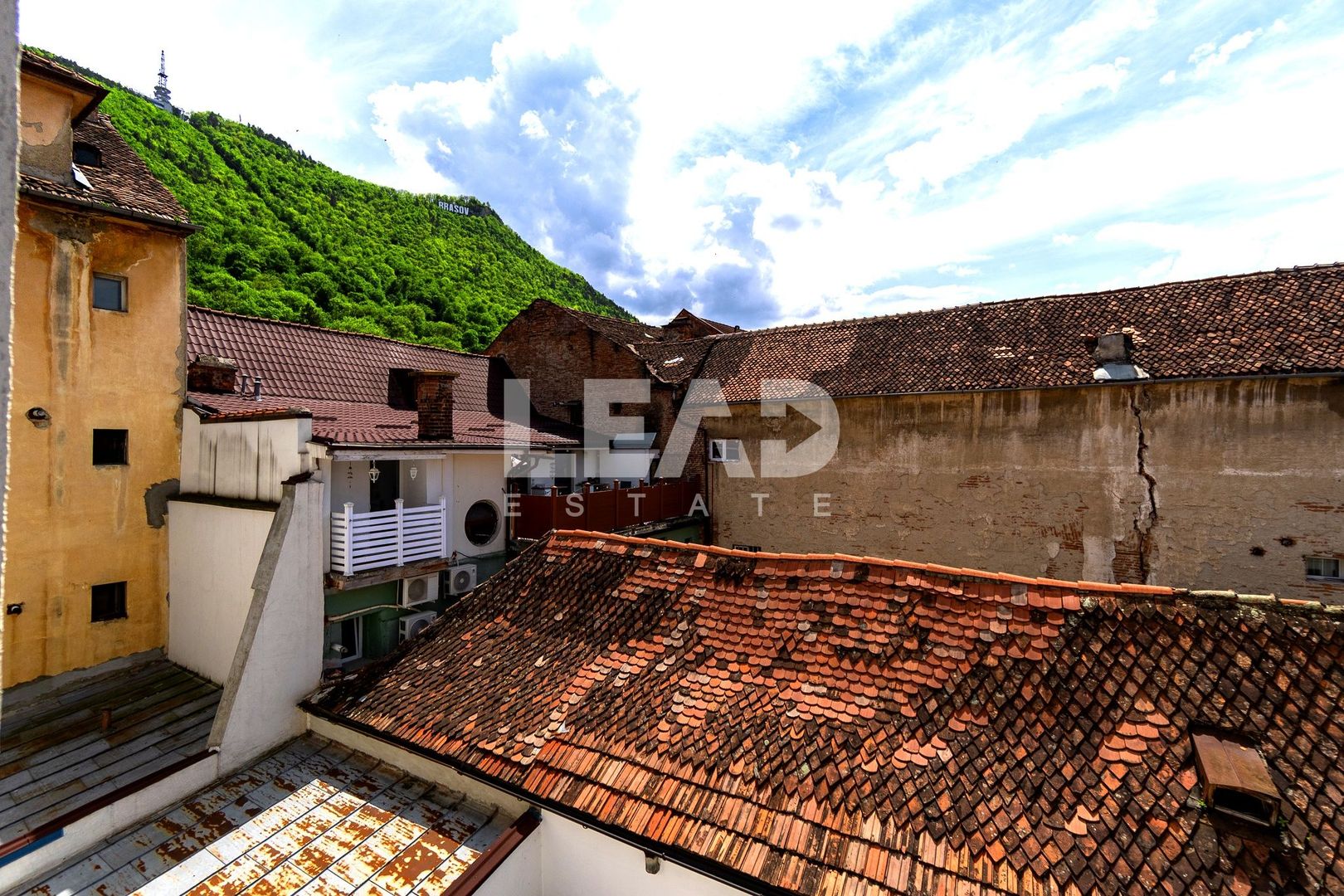 Apartament · vedere panoramică · Etaj 2 · Centrul IstoricBrașov · Comision 0% - Poză 2