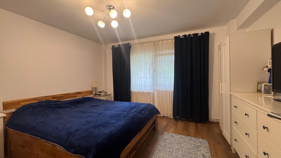 4 camere- DECOMANDAT | AVIATIEI - Poză 7