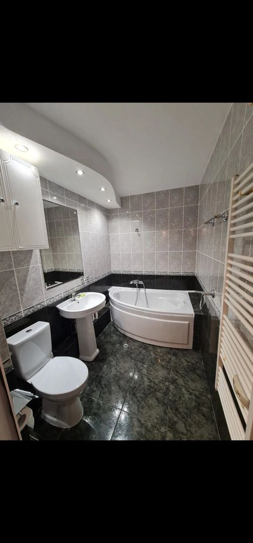 Apartament 3 camere de închiriat – Eroii Revoluției / Parcul Carol - Poză 4