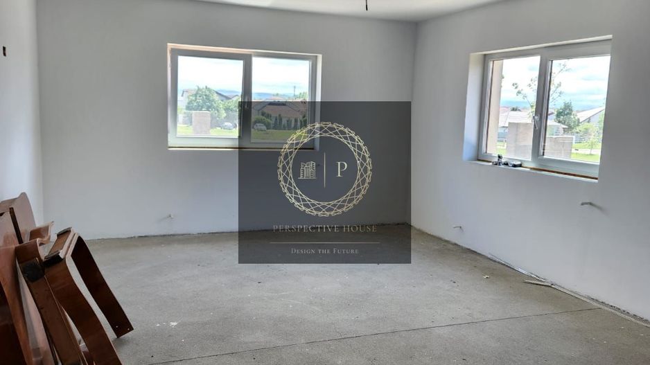 Casa Individuala-spatioasa in Orizont - Poză 12