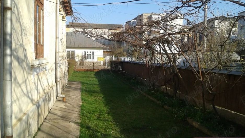 Vand casa in zona centrala  Falticeni - Poză 2