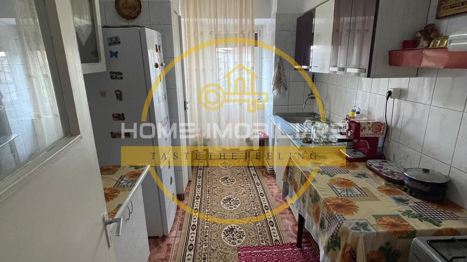 Nicolina 2 Prima Statie  Apartamet 3 Camere Decomandat Bloc Cadre 1985 - Poză 8