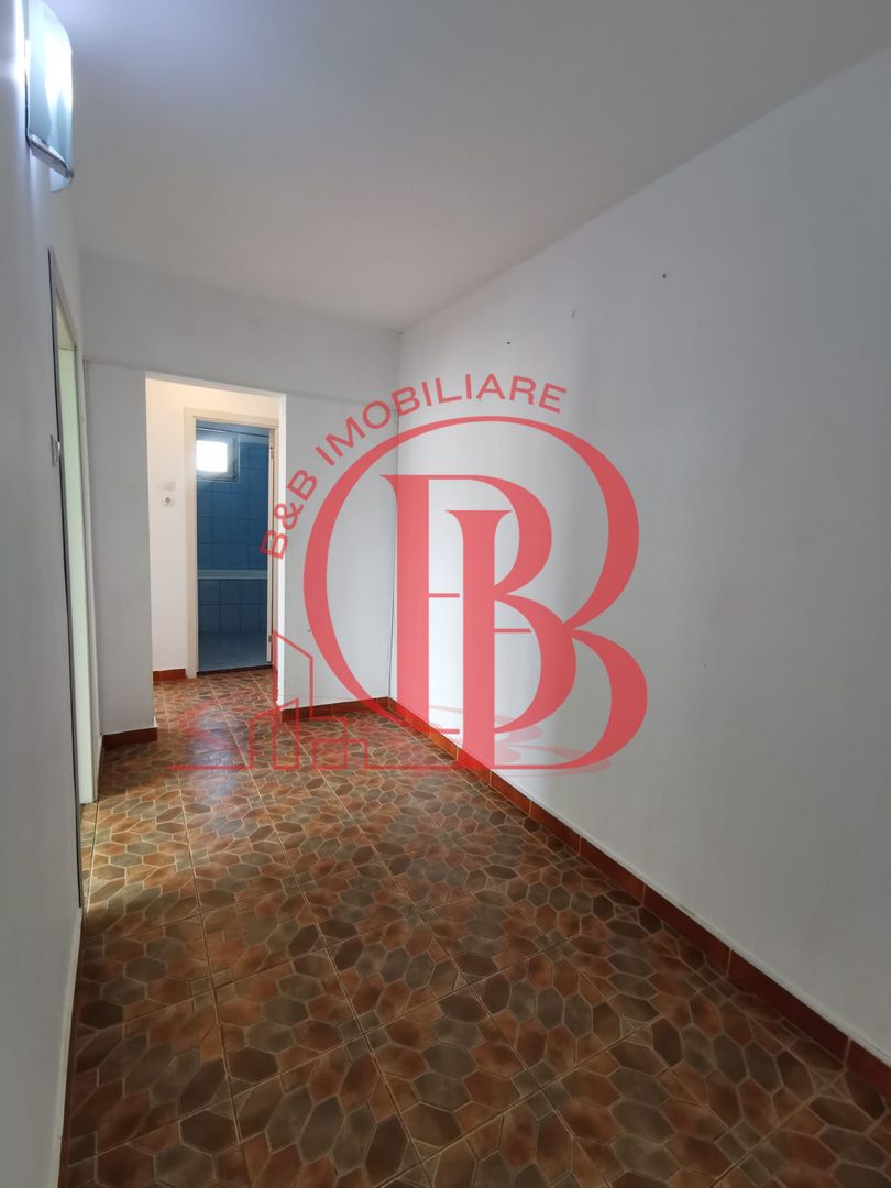 3 camere decomandat la 2 minute de metrou 1 Decembrie 1918 Ozana Titan - Poză 17