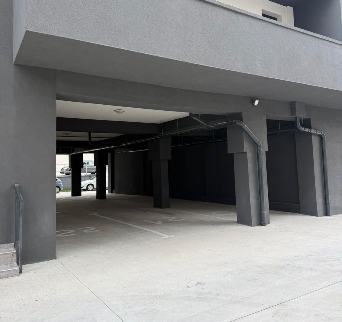 Apartament 2 camere de vanzare Tomis Plus doua locuri parcare - Poză 8