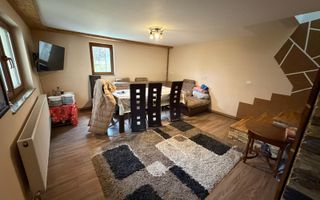 Casă de  vânzare cu vedere panoramică - Poză 13