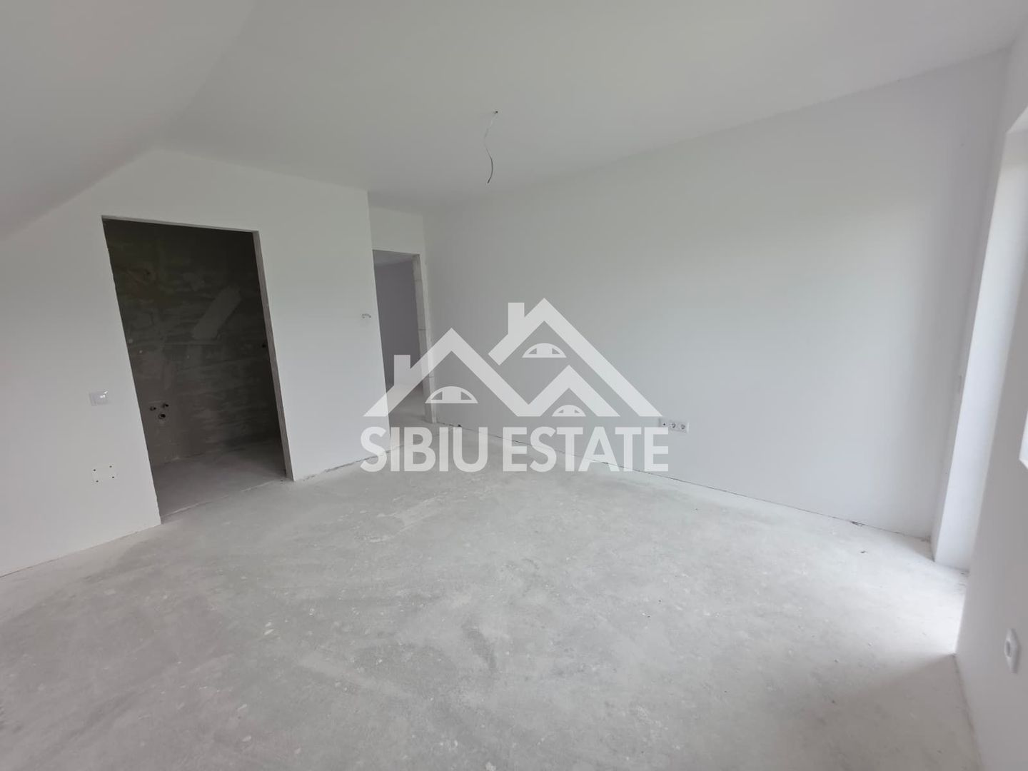 Casa individuala 5 camere, 3 bai, Cristian, Sibiu - Poză 16