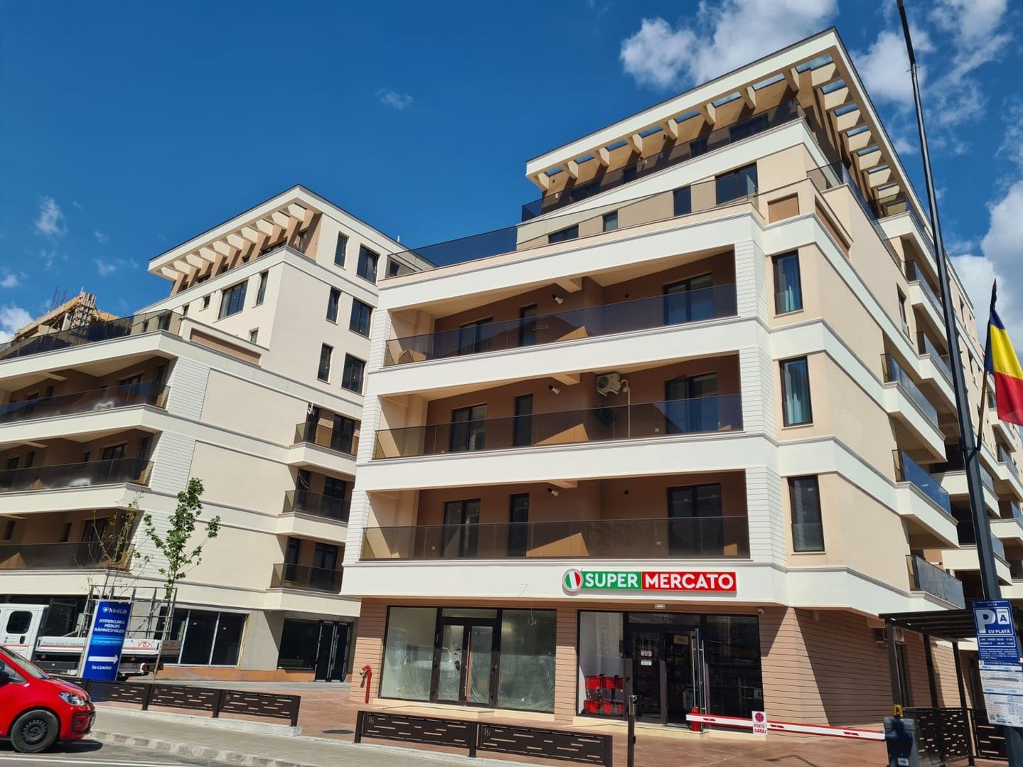 Apartament 3 camere - Centru - Poză 1