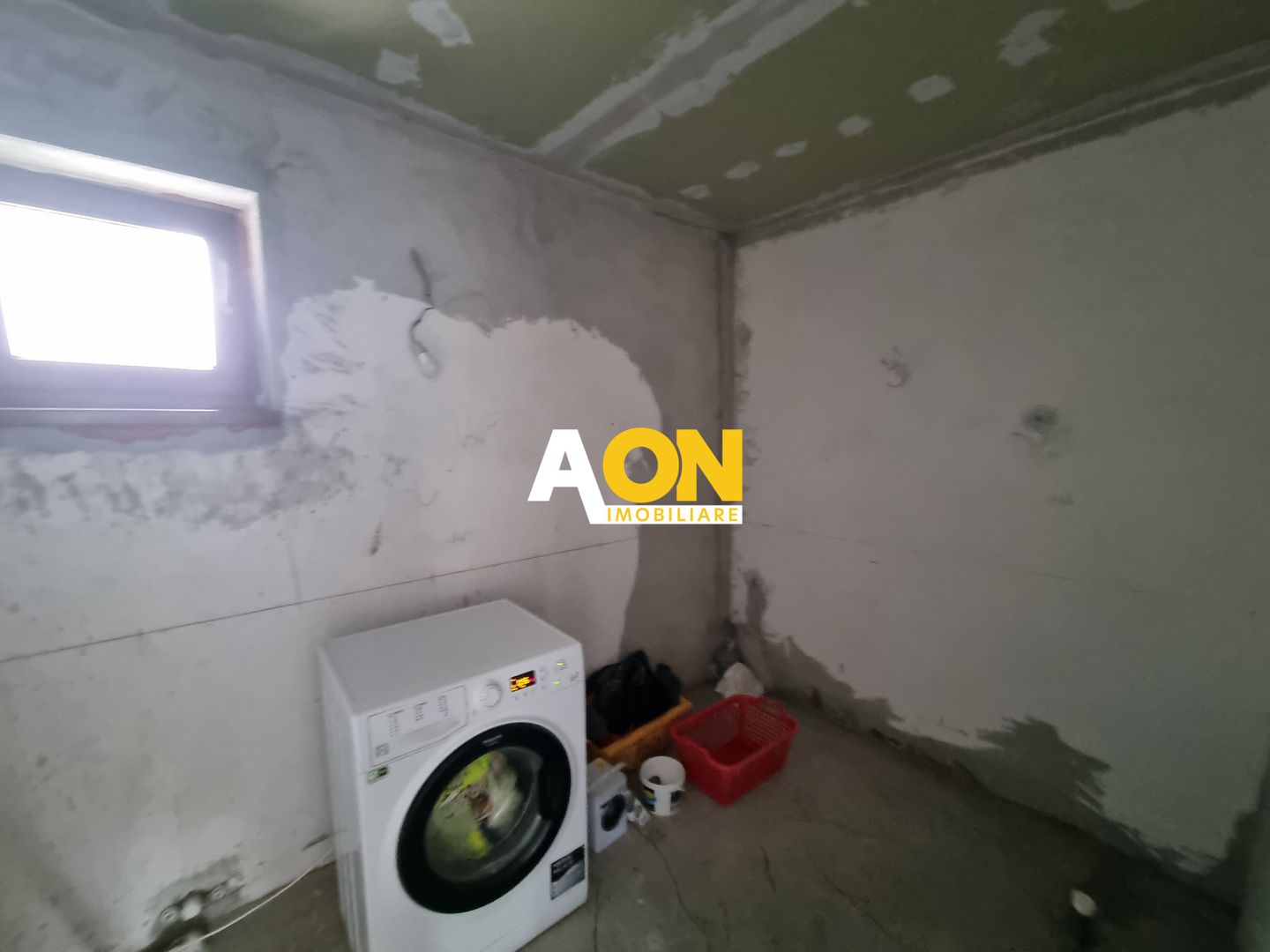 De vanzare casa 6 camere, S+P+M, 900mp teren, Cetate - Poză 16