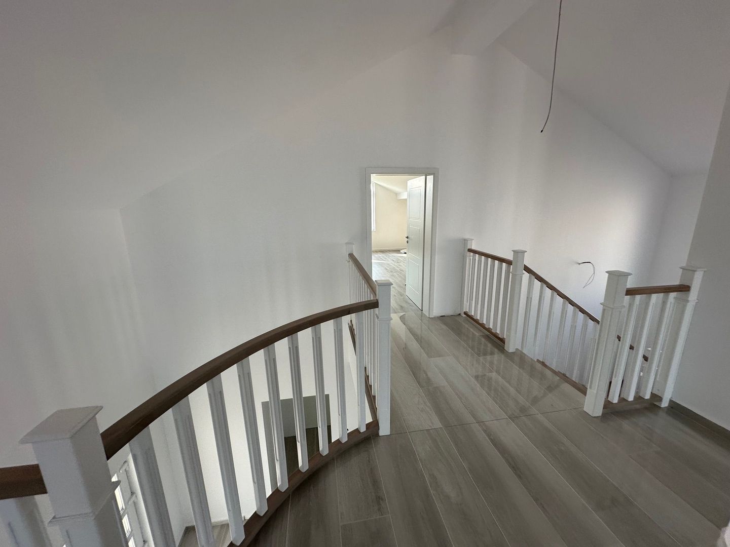 Casa individuala Dumbravita P+ M/ Teren 955 mp cu 2 fronturi - Poză 14