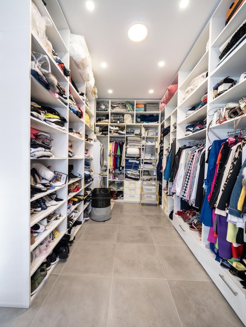 Vilă de LUX cu piscină, 278 mp utili și teren de 1.780 mp I Sag - Poză 29