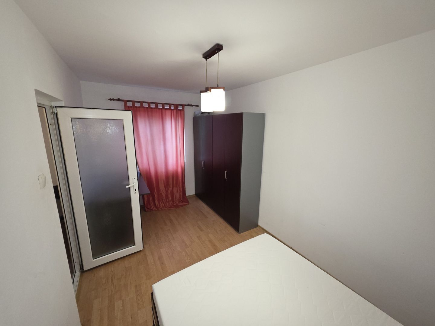 De Închiriat – Apartament 3 Camere | Zona Brătianu (Școala 8), Constanța - Poză 3