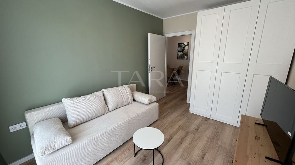 Apartament 3 camere superb, ultrafinisat - Florești central. - Poză 3