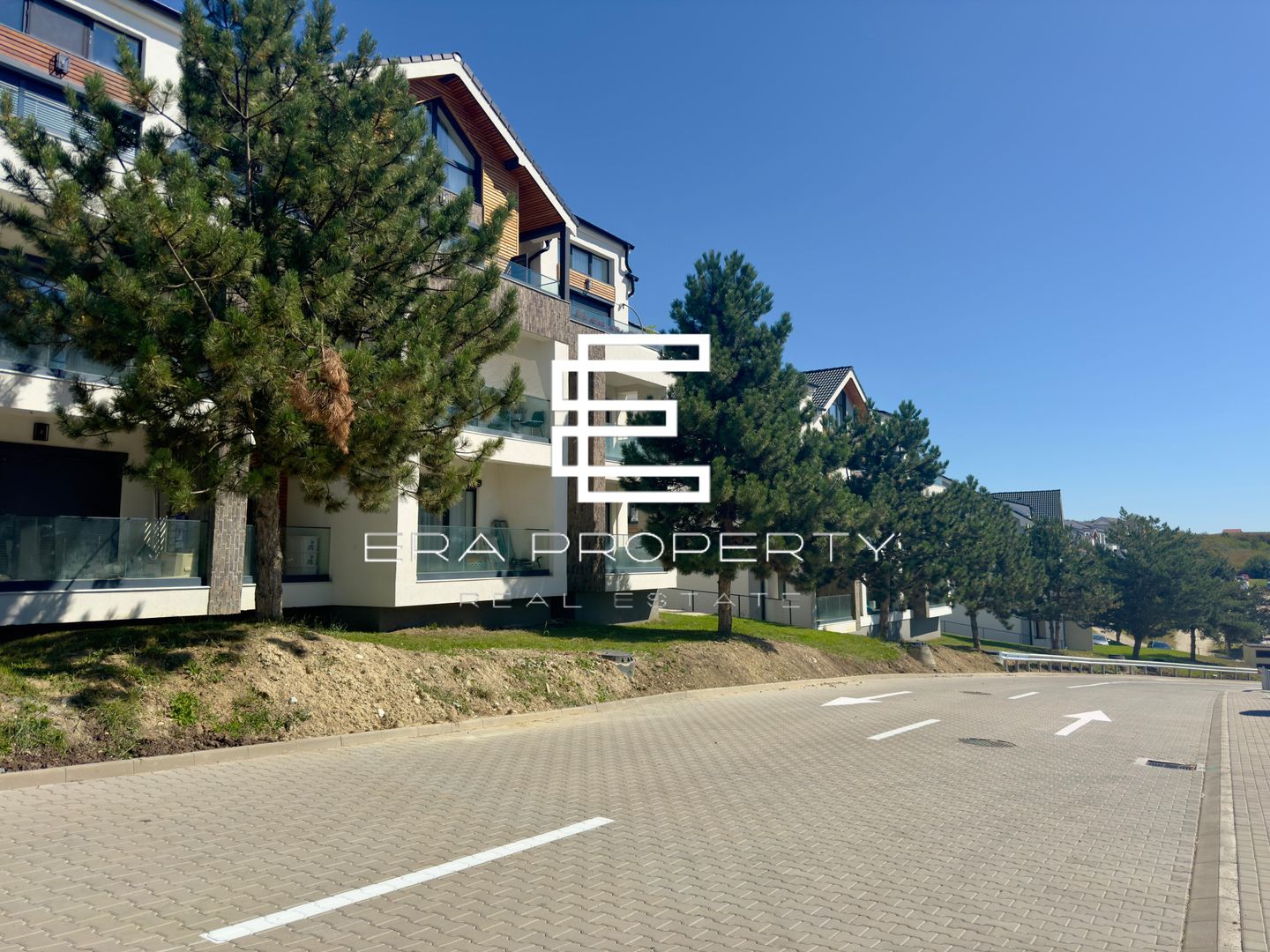 Apartament 2 camere /LA CHEIE/ INTABULAT /zona Aeroport Sibiu - Poză 16