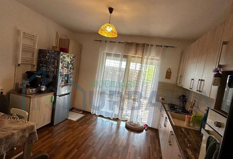Vila în Valea Lupului, construită în 2019, 4 camere, 187.000 EUR - Poză 8