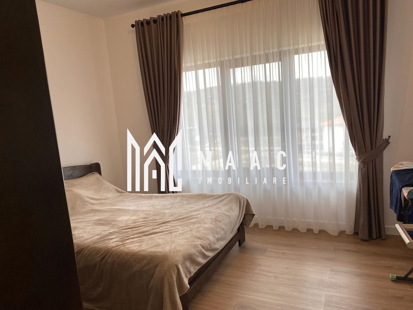 Casa individuala | 5 camere | 200 MPU | Garaj | Cisnadie - Poză 6