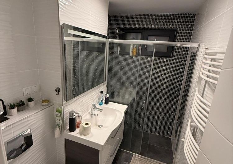 Girocului-Spitalul Jud. | 3 Camere | Etaj 1 | Renovat complet | Centrala proprie - Poză 8