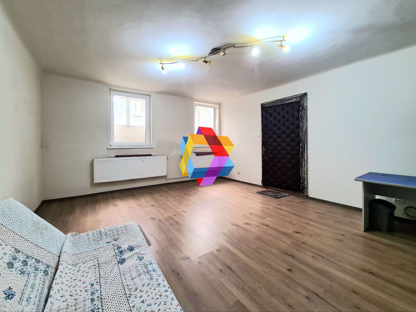 Spatiu birouri de vânzare Brasov - 55 mp  # Plus - Imo. ro - Poză 1