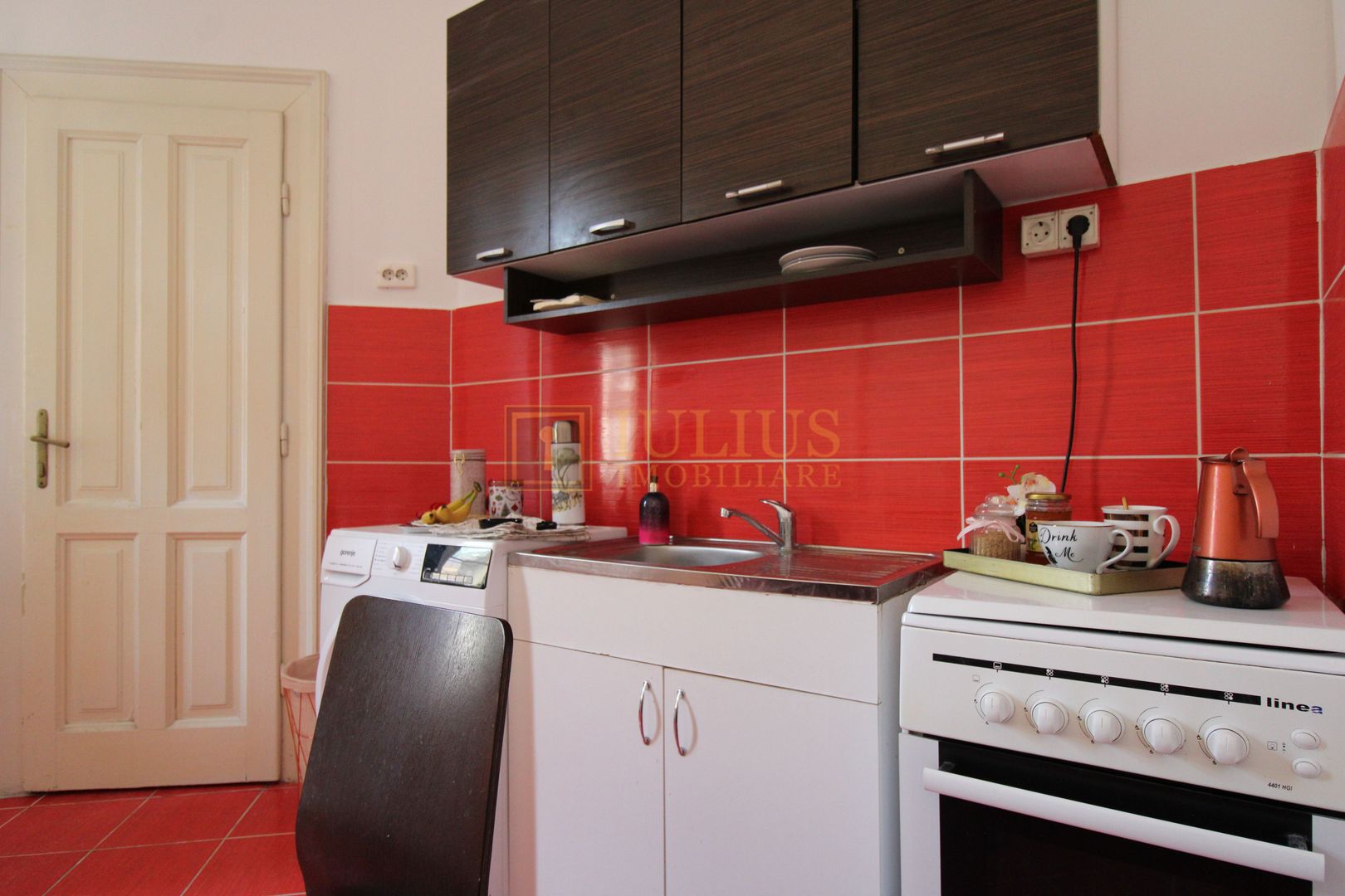 La casa, zona linistita, str Odobescu; camere spatioase. - Poză 17