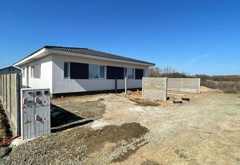 Duplex Bucovat-98000 euro+TVA - Poză 2