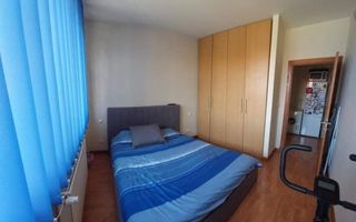 Apartament de vanzare - Poză 2