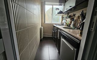 De vanzare Apartament 4 camere, Zona Inel 2 - Poză 5