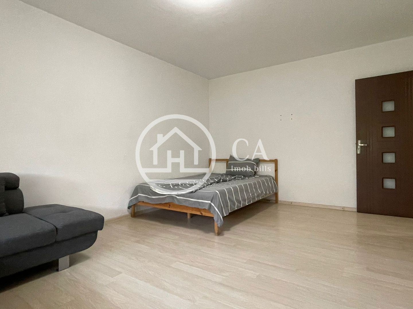 Apartament cu 3 camere de inchiriat in zona Rogerius, Oradea - Poză 8