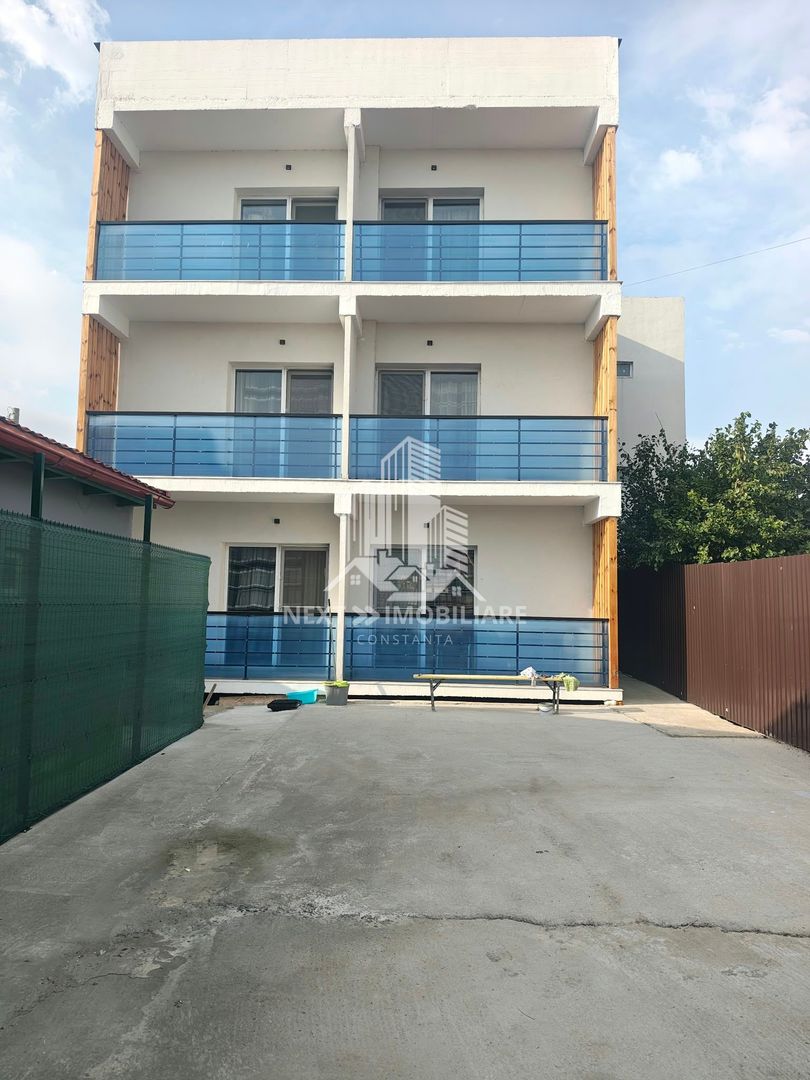Apartament  2 camere/prima inchiriere/ centrala/parcare/Ovidiu - Poză 1