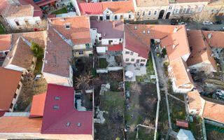 Teren central cu potential  - Arad, str. Desseanu - Poză 1