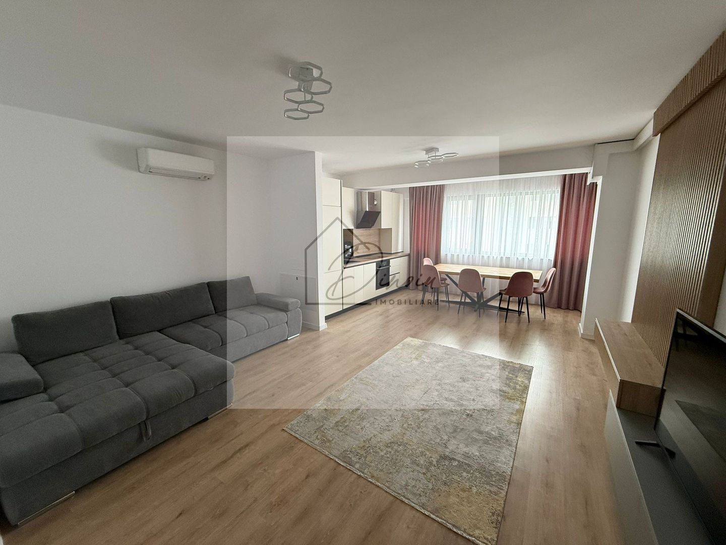 2 camere Pipera Rond OMV I Ivory I Loc parcare INCLUS | COMISION 0% - Poză 1