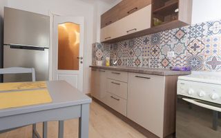 AP. 2 CAMERE- RAHOVA, BUCATARIE INCHISA, MOBILAT/ UTILAT MODERN - Poză 7