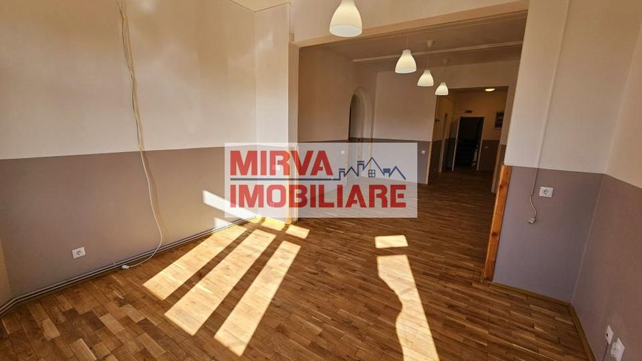 🏢 Spațiu de birouri modern – 5 camere, 3 băi – Zona Centrală, Ploieșt - Poză 3